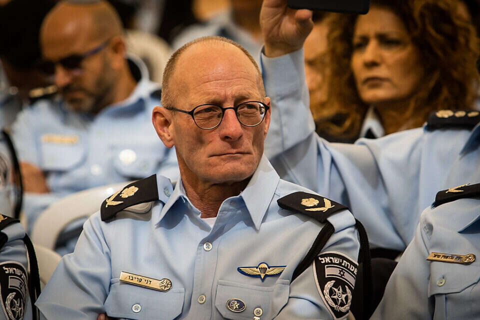 ניצב דני קריבו (ארכיון) , אורן בן חקון