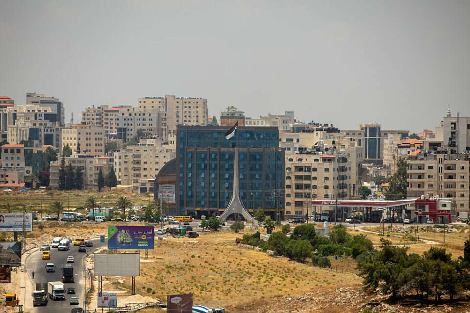 נוף העיר רמאללה בשטחי הרשות הפלשתינית , מישל דוט קום