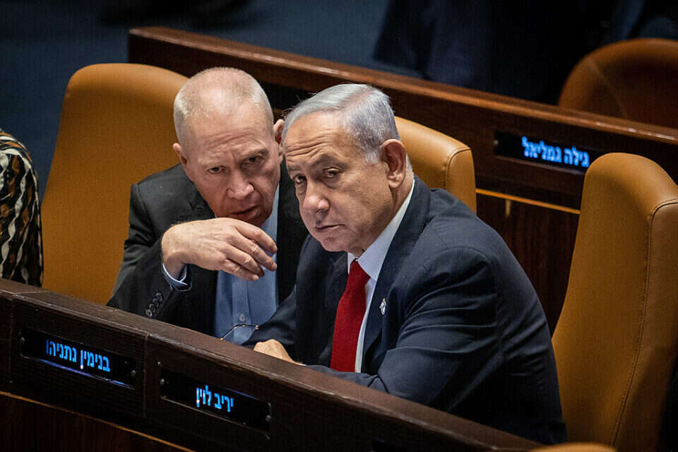קישור הפיטורים לסרבנות נעשה בדיעבד, בתפירה גסה, כתירוץ לא מוצלח. נתניהו וגלנט