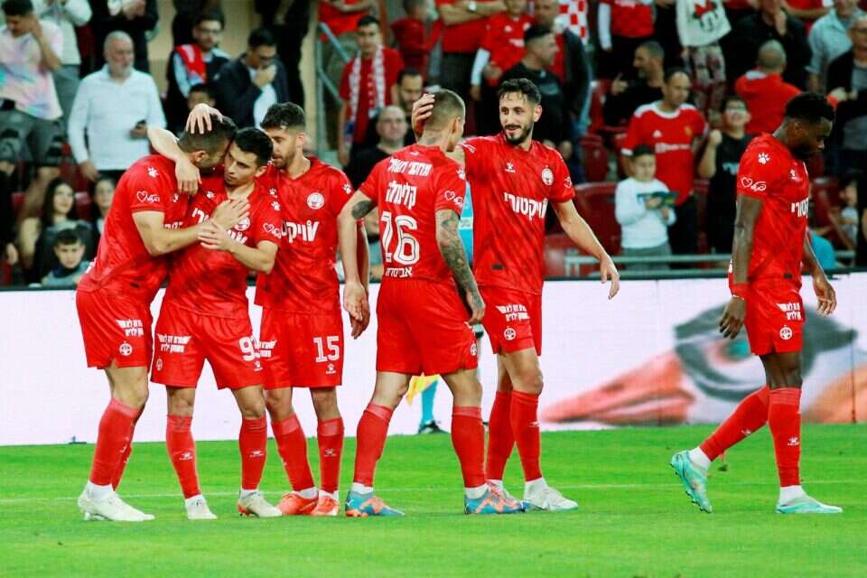 מיגל ויטור עם שער יקר , קובי אליהו