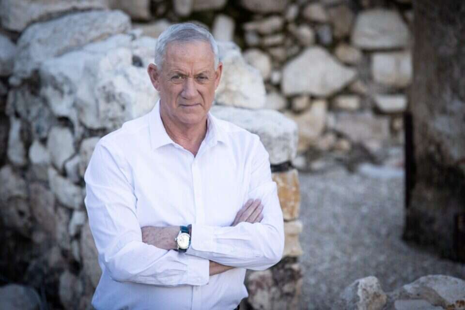 יו"ר המחנה הממלכתי גנץ. מבין את המילואימניקים , אורן בן חקון