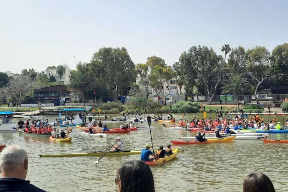 הטקס לזכרו של הקיאקיסט ברק לופן , דפנה אלטשולר 