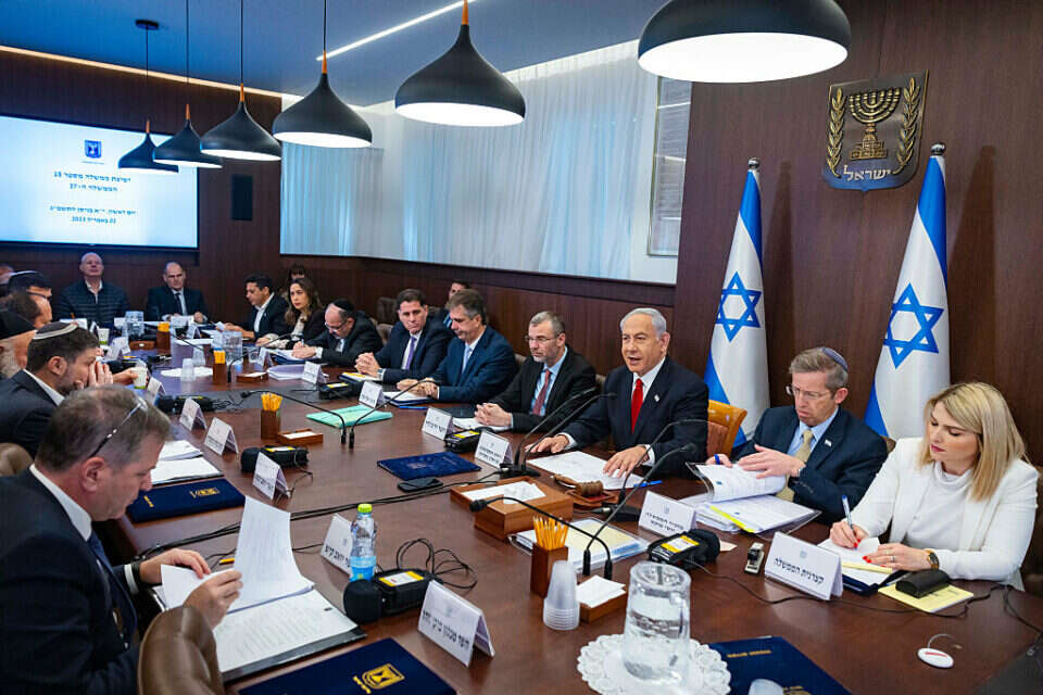 ישיבת ממשלה (ארכיון) , אוליבייה פיטוסי/הארץ