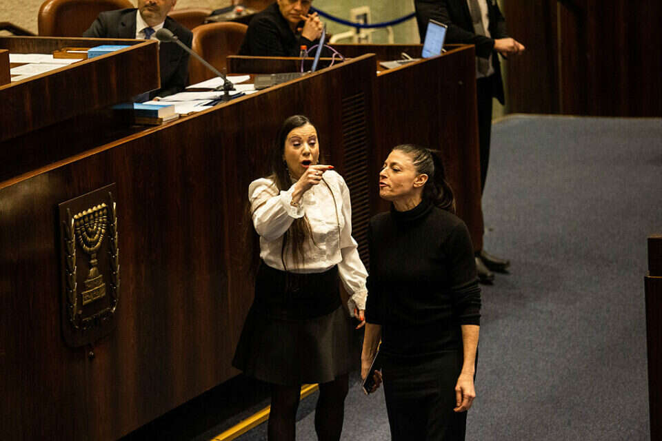 טלי גוטליב ומרב מיכאלי , אורן בן חקון