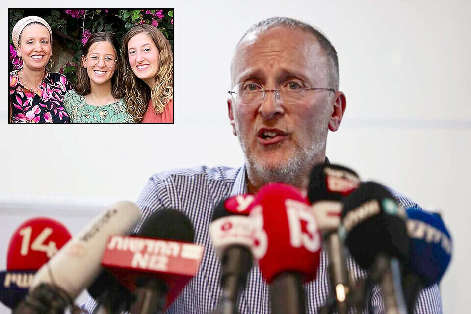 ליאו די ששכל את אשתו ושתי בנותיו בפיגוע בבקעת הירדן לצד אשתו ושתי בנותיו (ארכיון) , אורן בן חקון