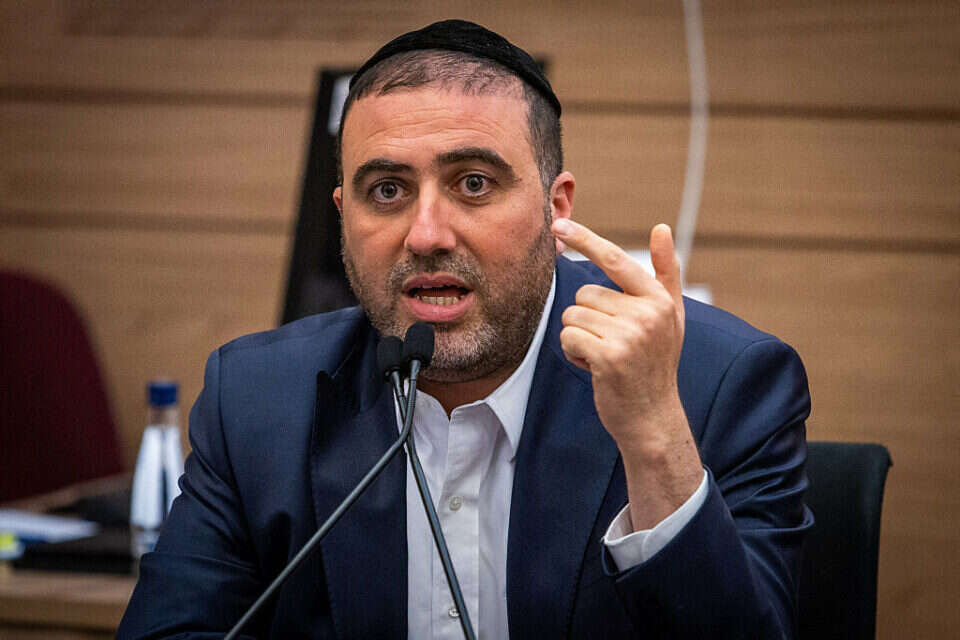 סגן השר ארבל , אורן בן חקון