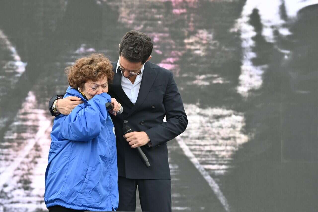 צפו: עברי לידר ושורדת השואה שוש טריסטר שרים את