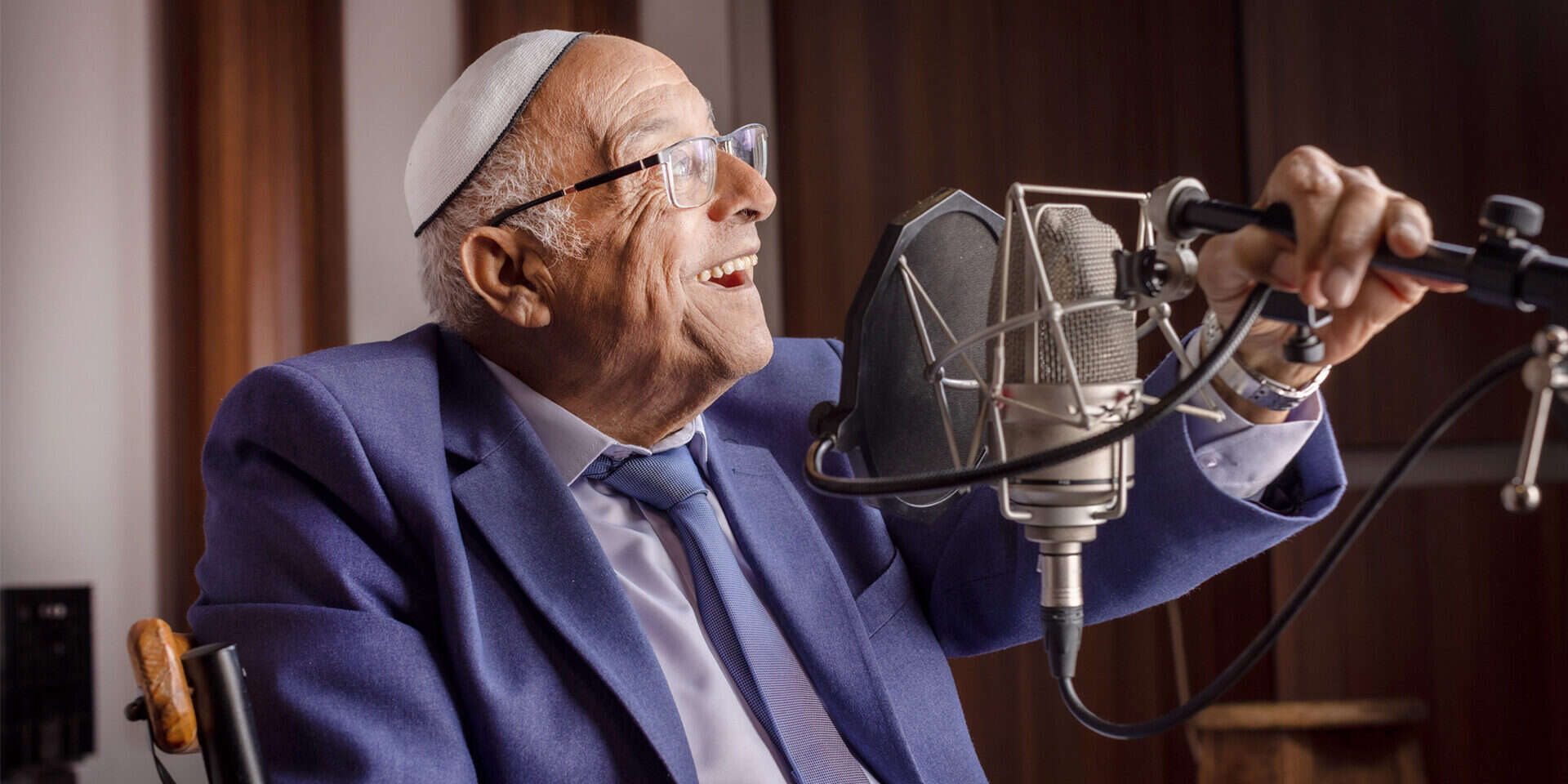 חולל מהפכה במוזיקה ובתרבות הישראלית. דקלון
 , אריק סולטן