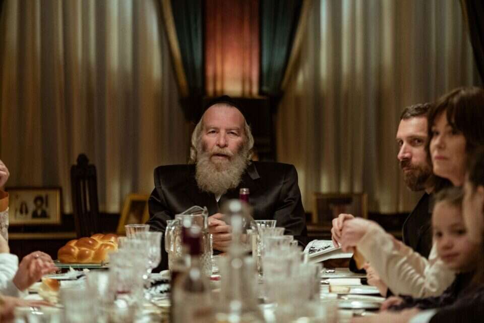 לא שום דבר ששווה להתגאות בו. דודו פישר ב"יהלומים"
, Nyk Dekeyser / Netflix