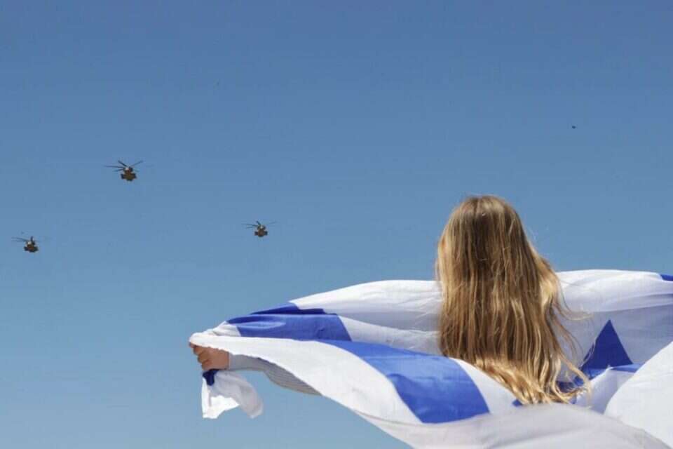 מטס חיל האוויר מעל ירושלים , אורן בן חקון