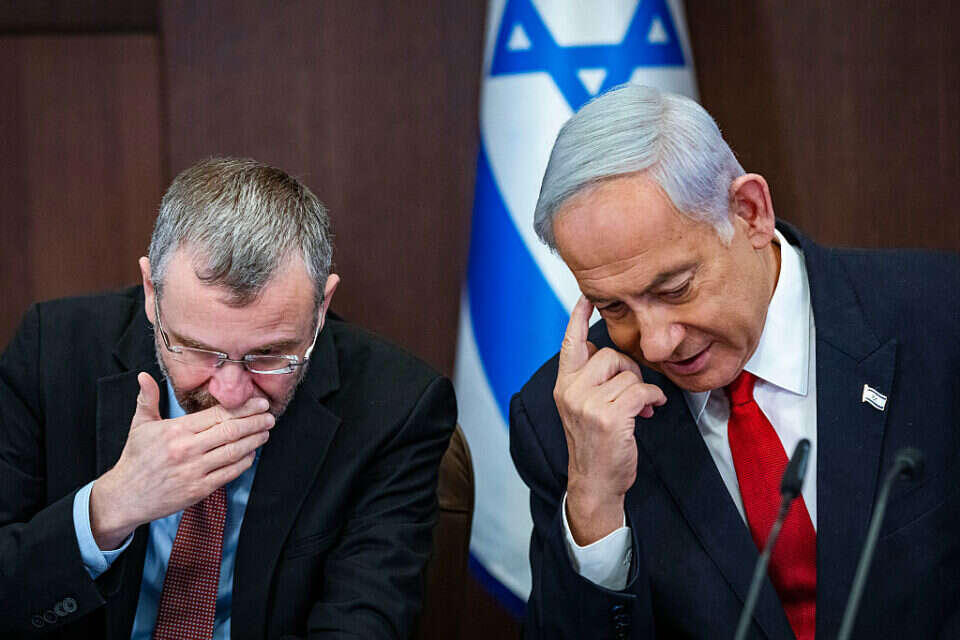 לא כדאי להיתמם בנוגע לכוונות. נתניהו ולוין , אוליבייה פיטוסי