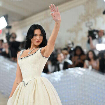 פפארצי בלעדי: דואה ליפה בסטאי מיאמי