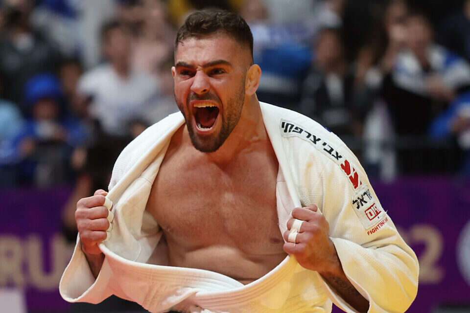 פיטר פלצ'יק. פודיום ראשון באליפות העולם , אורן אהרוני
