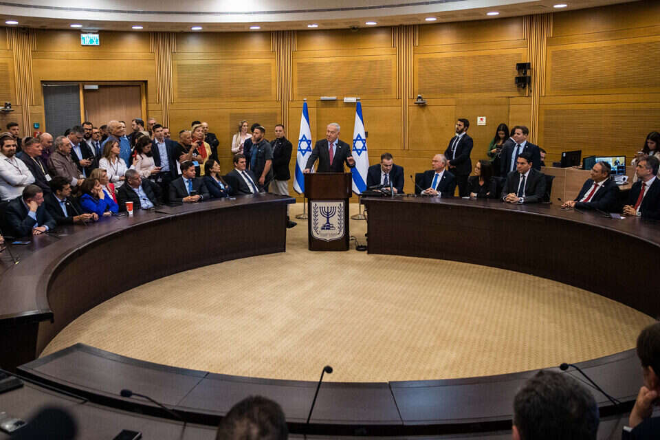 ישיבת סיעת הליכוד. קריאה לקולות נוספים נגד רה"מ , אורן בן חקון