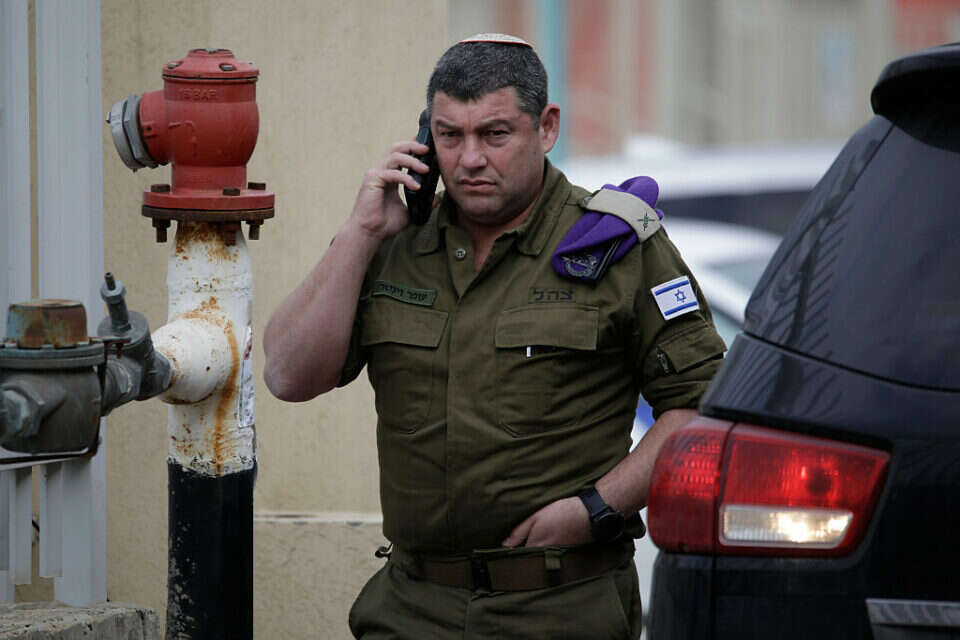 יעביר הרצאה או לא? תא"ל עופר וינטר , יהודה פרץ