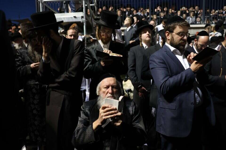 המונים בהר מירון , דויד כהן/ג'יני