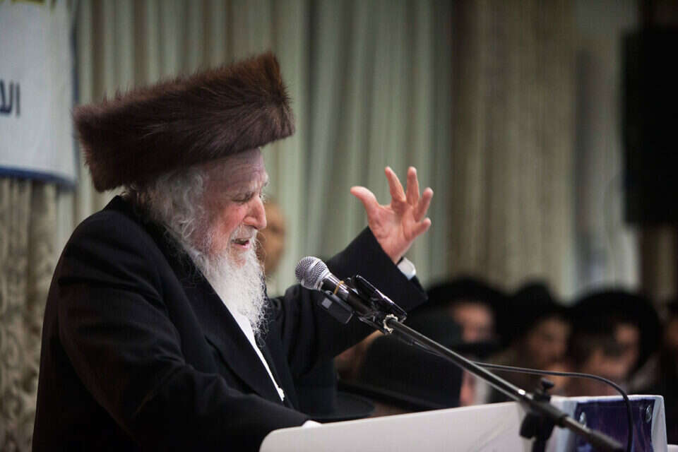 "צריך למסור את הנפש". הרב אוירבעך, אמש צילום: קונטקט // "צריך למסור את הנפש". הרב אוירבעך, אמש ,