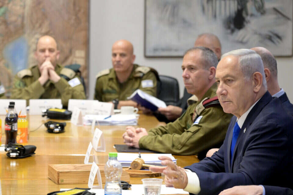 נתניהו בישיבת הקבינט המדיני-בטחוני (ארכיון)