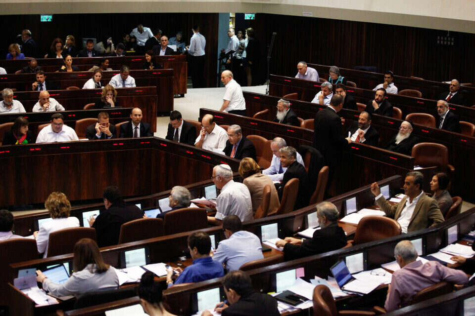 צילום: אורי לנץ // מליאת הכנסת בעת דיון על חוק המשילות (ארכיון) , 