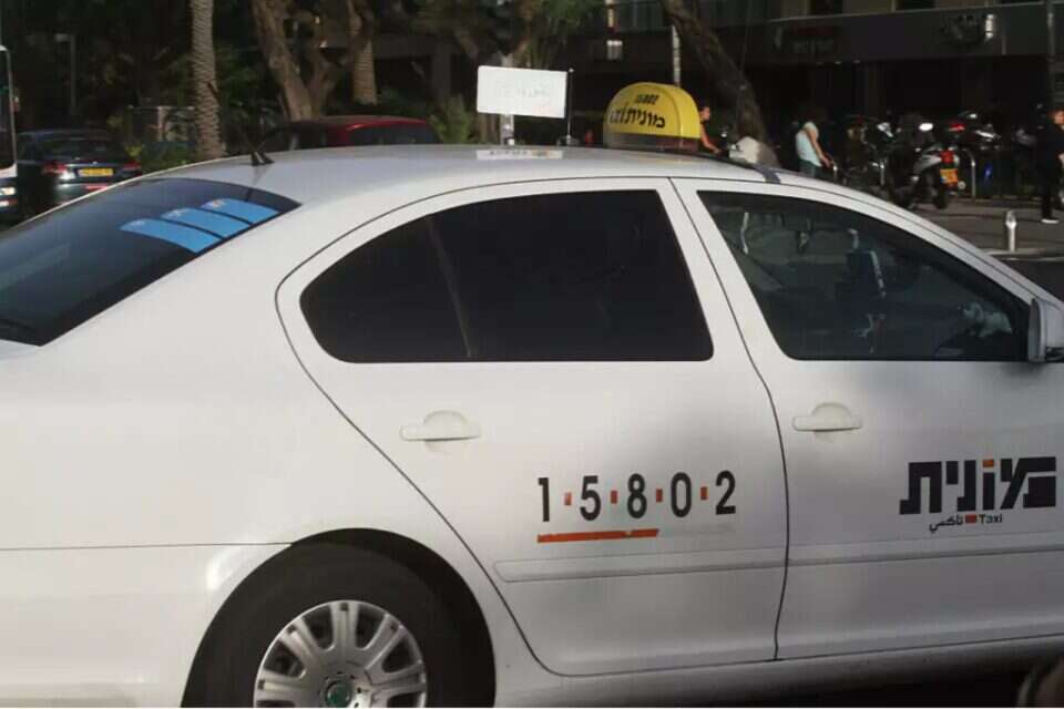 מונית (אילוסטרציה) , רוני שיצר