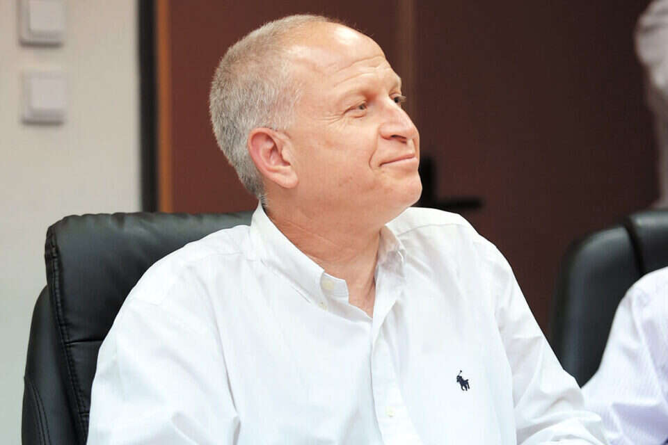 צילום: קובי אליהו // צחי פישביין. "מישהו יודע מה התוכניות של הגוף שמנהל את הכדורגל?" , 