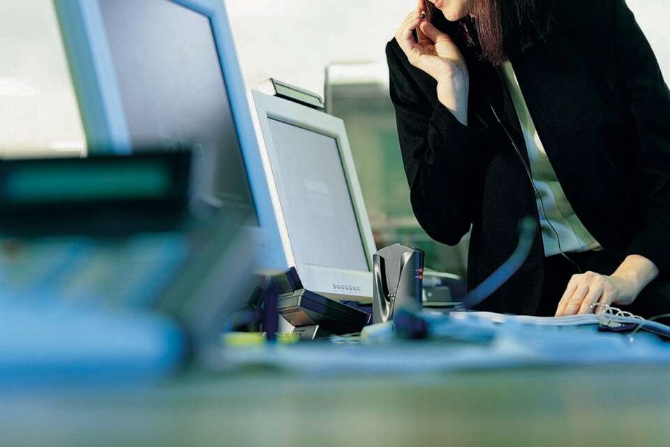 צילום: gettyimages (אילוסטרציה) // מייקרוסופט תאפשר לנשים יולדות לחזור באופן מדורג לעבודה ולקבל מימון לטיפול בילדם ,