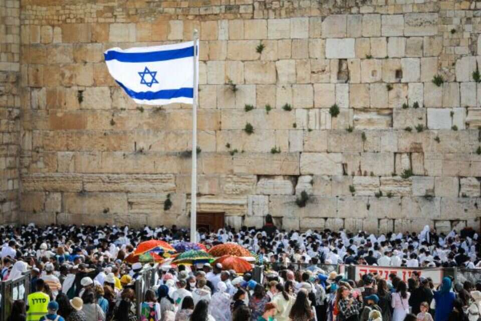 הכותל המערבי , אורן בן חקון