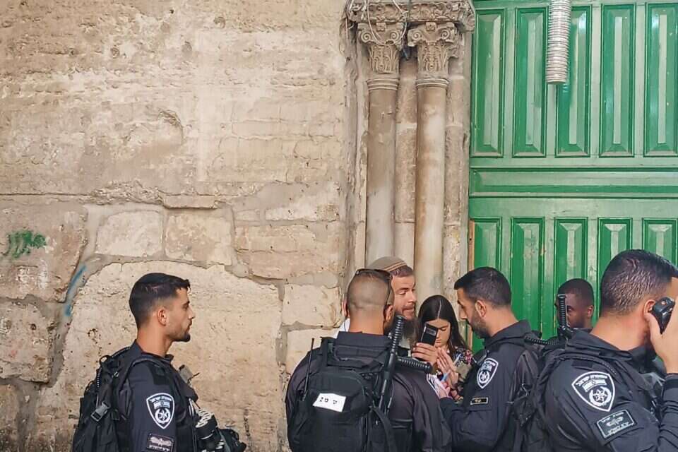 עו"ד נתי רום מארגון "חוננו" נעצר על ידי כוחות הביטחון , TPS