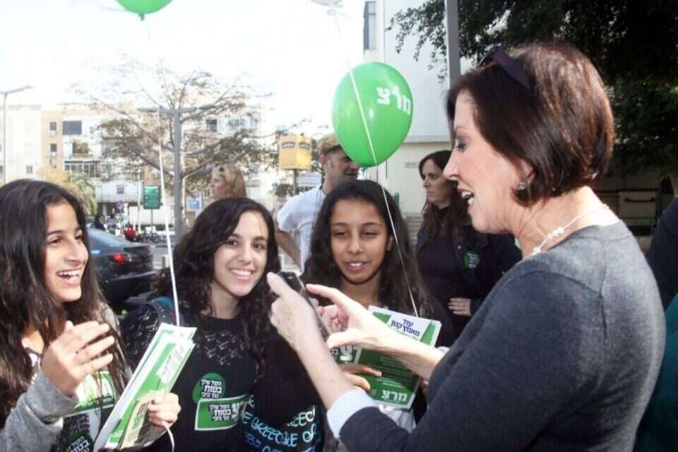 צילום: גדעון מרקוביץ' // זהבה גלאון בקמפיין בתל אביב, שלשום , 