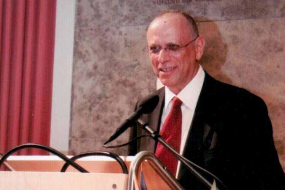 צילום: דוברות הטכניון, באדיבות קרן ריין // דב מורן בטקס קבלת הפרס ,