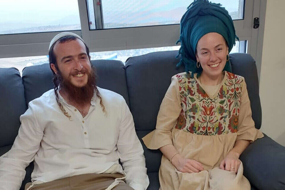 איתן דוד אליה ואתיה דימנטמן , ללא קרדיט