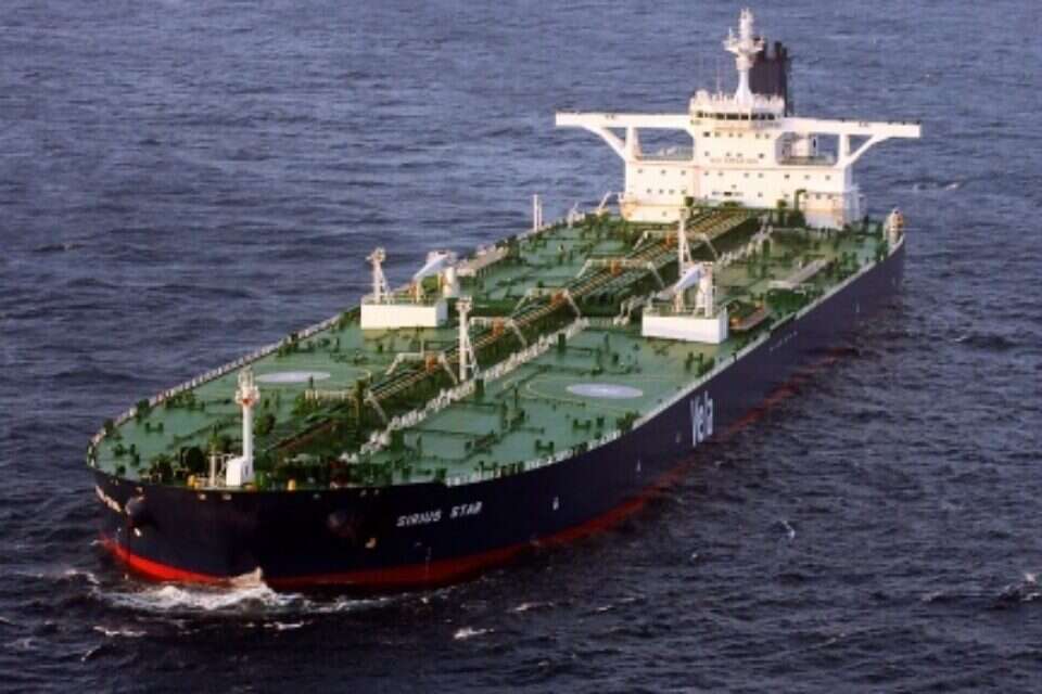 צילום: GettyImages // מיכלית הנפט הסעודית שנחטפה על ידי הפיראטים הסומלים ,