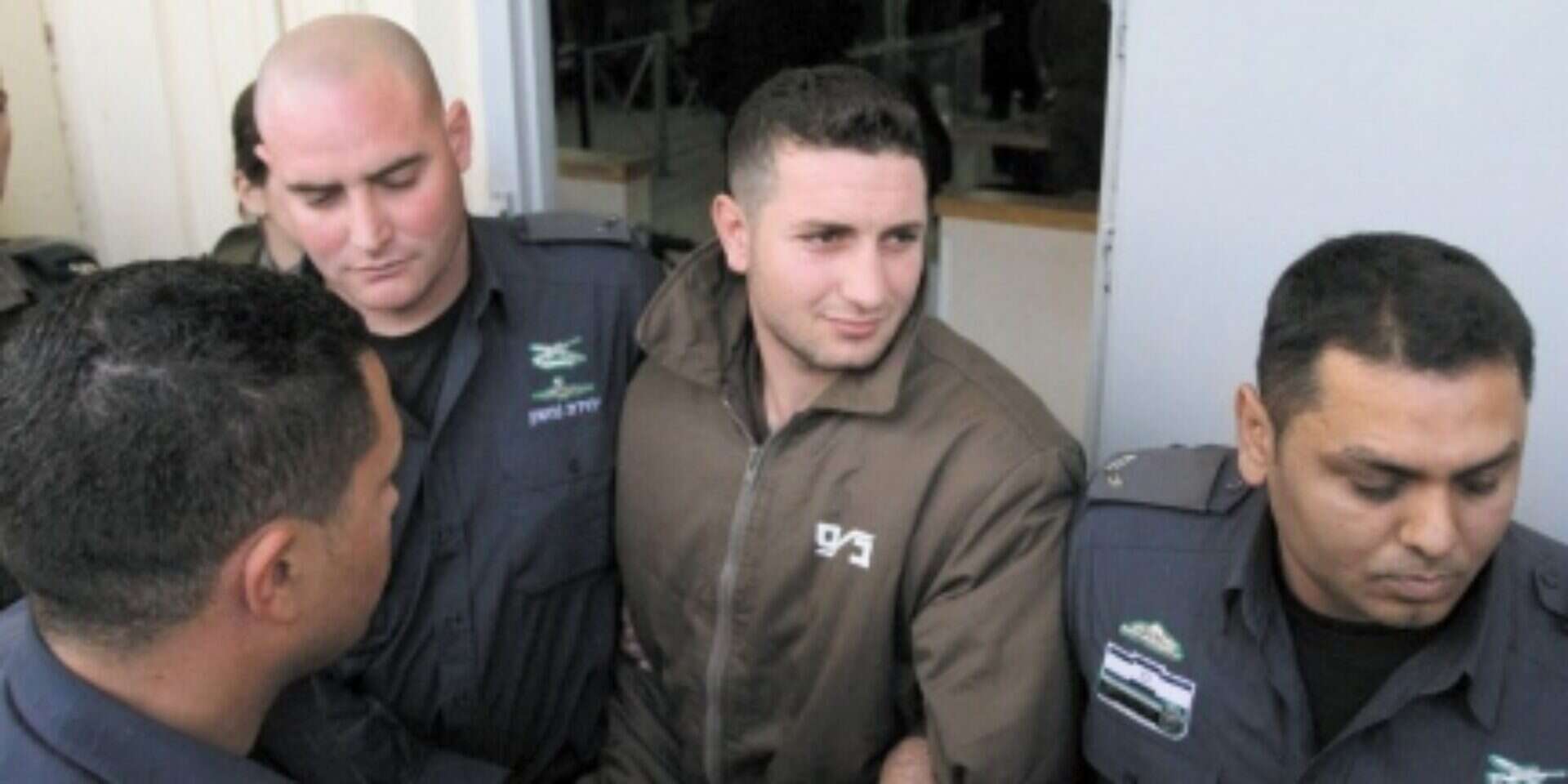 צילום: דוד כהן // הרוצח אמג'ד עוואד בבית הדין, אתמול ,