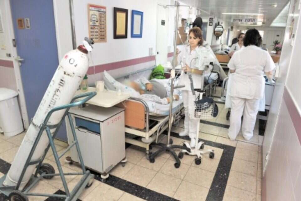 עומס אדיר בבתי החולים. למצולמים אין קשר לכתבה , רפאל בן ארי