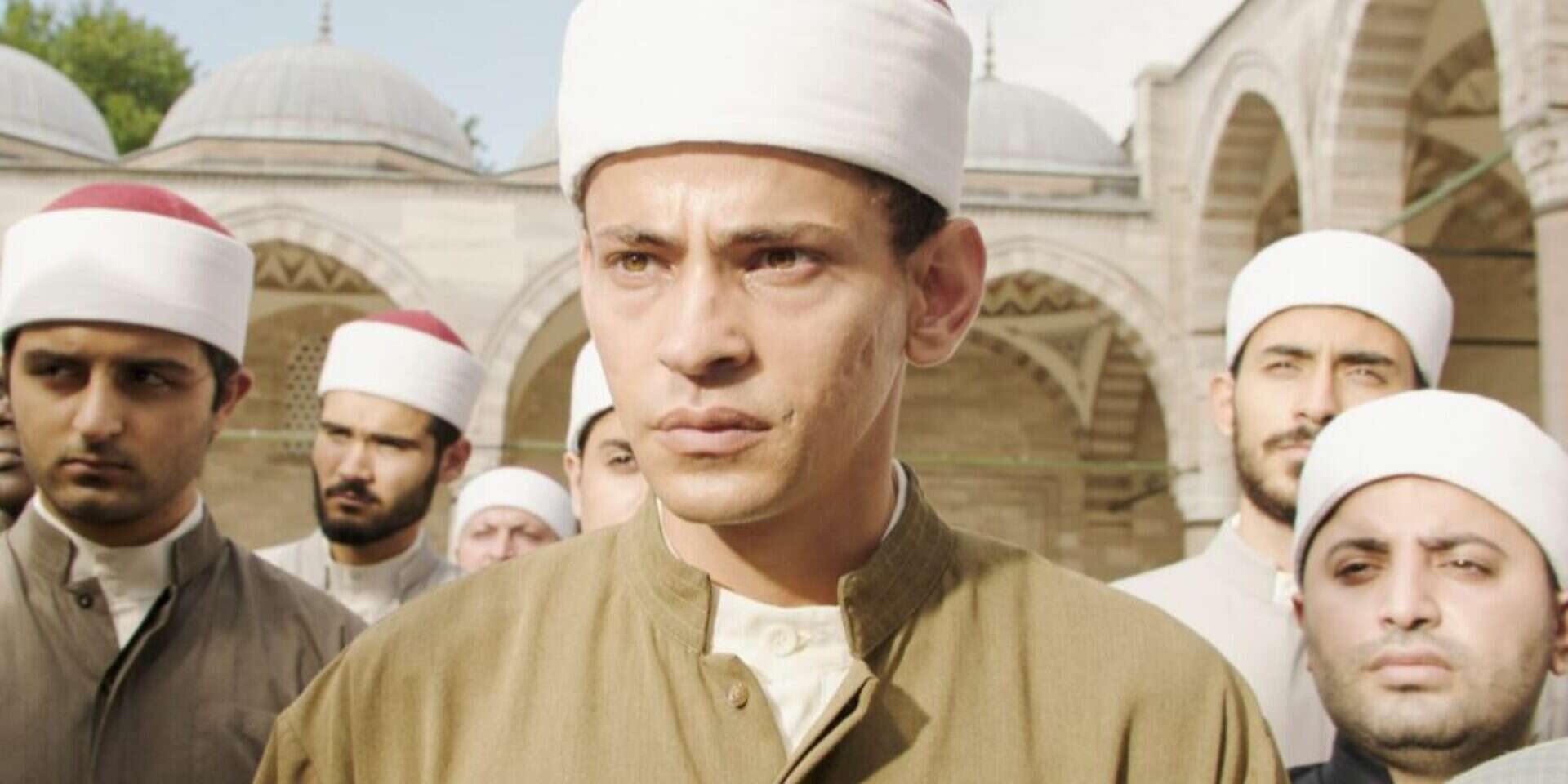 לא חוסך ביקורת. מתוך הסרט , 