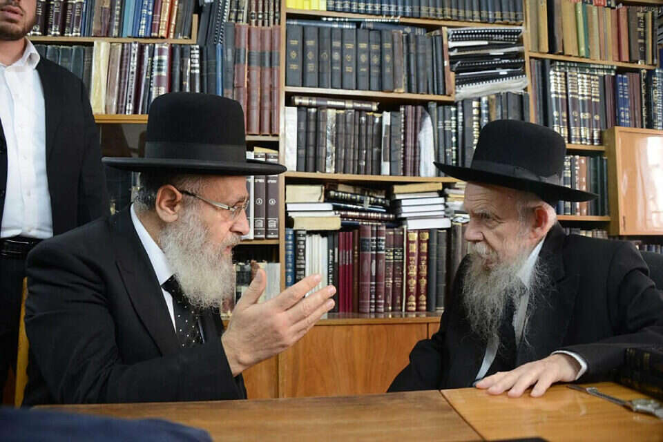 הרב אדלשטיין עם הרב יצחק יוסף , יעקב כהן