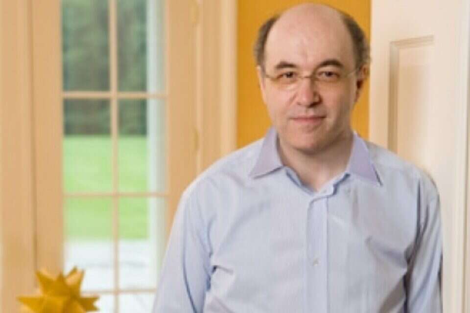 וולפרם. לא פוסל שיתוף פעולה עתידי עם גוגל ועם ויקיפדיה ,