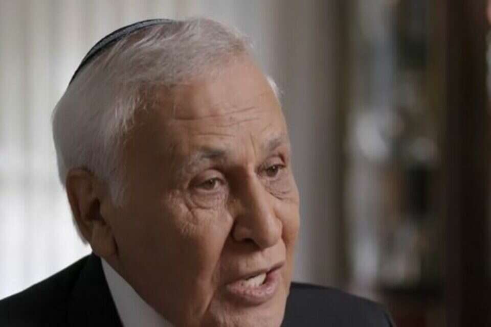 איפה השאלות הגנוזות? משה קצב
, רשת 13