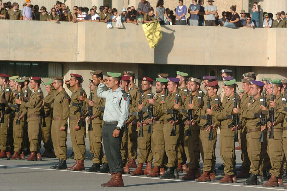 סיום קורס קצינים. ארכיון , דודו גרינשפן