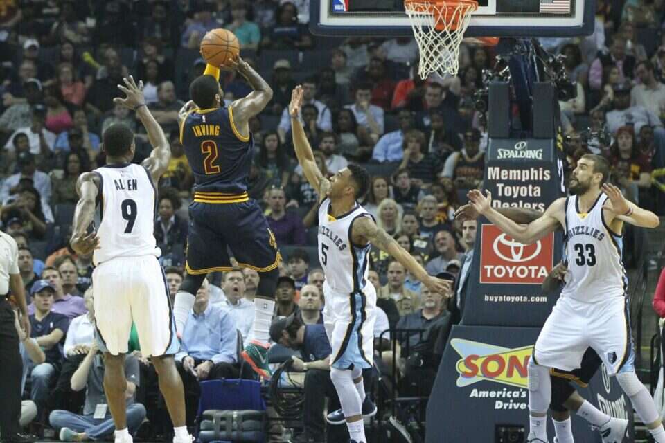 ערב מצוין של אירווינג // USA Today Sports // ערב מצוין של אירווינג ,