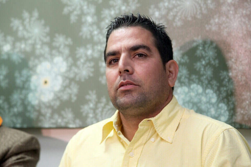 נטען שהביא ארגזים לבית קרוביו // צילום: גדעון מרקוביץ' // נטען שהביא ארגזים לבית קרוביו ,