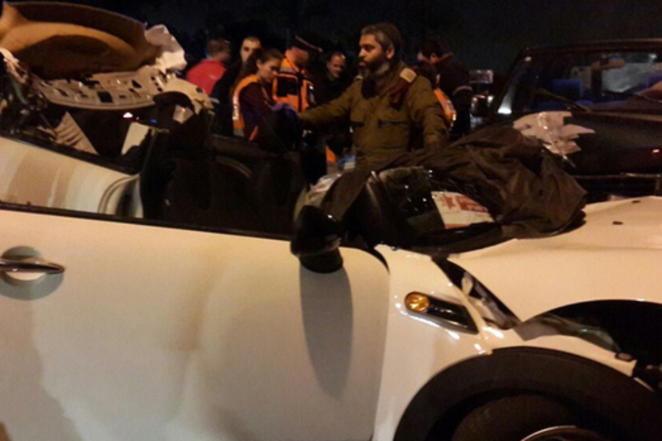 זירת התאונה // צילום: דוברות מד"א // זירת התאונה ,