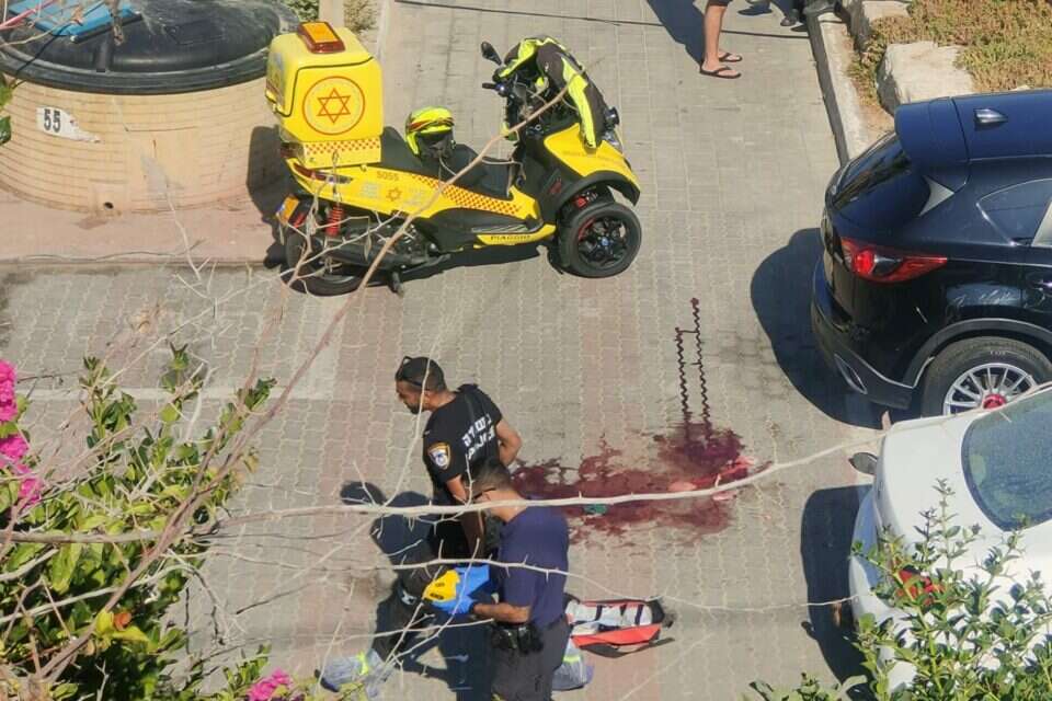 זירת הירי בחוף הסלע בבת ים , יהושע יוסף