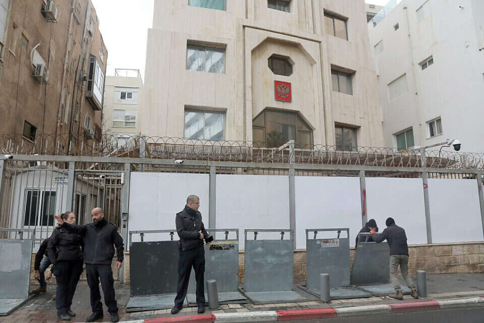 שגרירות רוסיה בתל אביב. פותחת שלוחה קונסולרית , גדעון מרקוביץ'