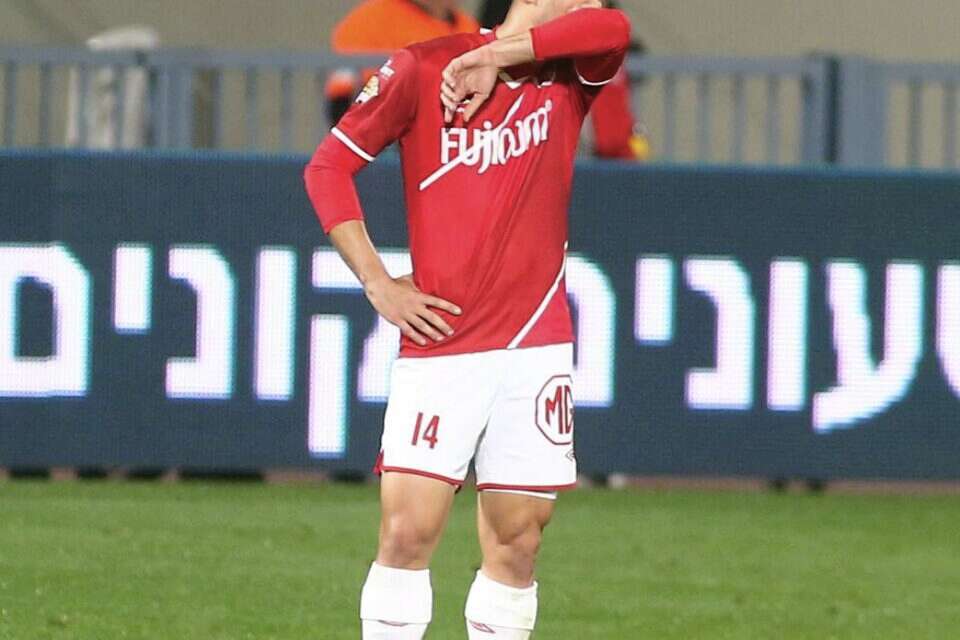גילי ורמוט. "אנחנו לא מספיק טובים, למאמן יש הרבה עבודה" // אלן שיבר // גילי ורמוט. "אנחנו לא מספיק טובים, למאמן יש הרבה עבודה" ,