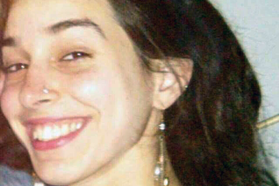 אורית לונדון ז"ל. הוגש כתב אישום נגד המציתים // אורית לונדון ז"ל. "יש אש, יש אש" ,