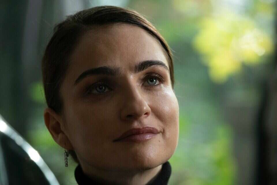 "פילגש" , ורד אדיר