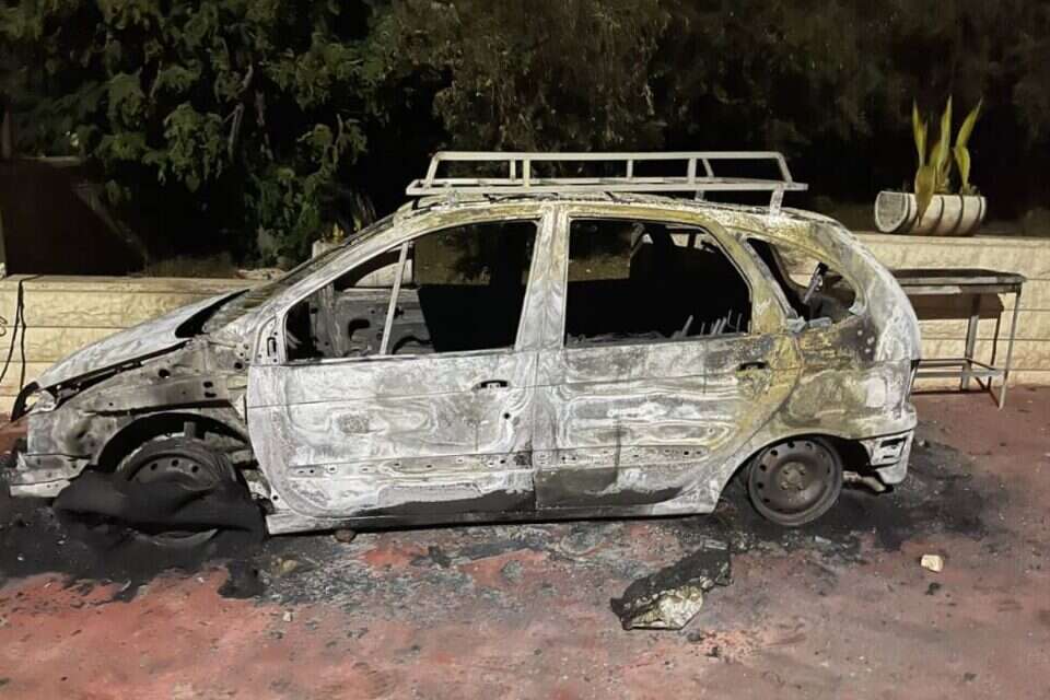 מכוניות שנשרפו בלובן א-שרקייה , רשתות ערביות