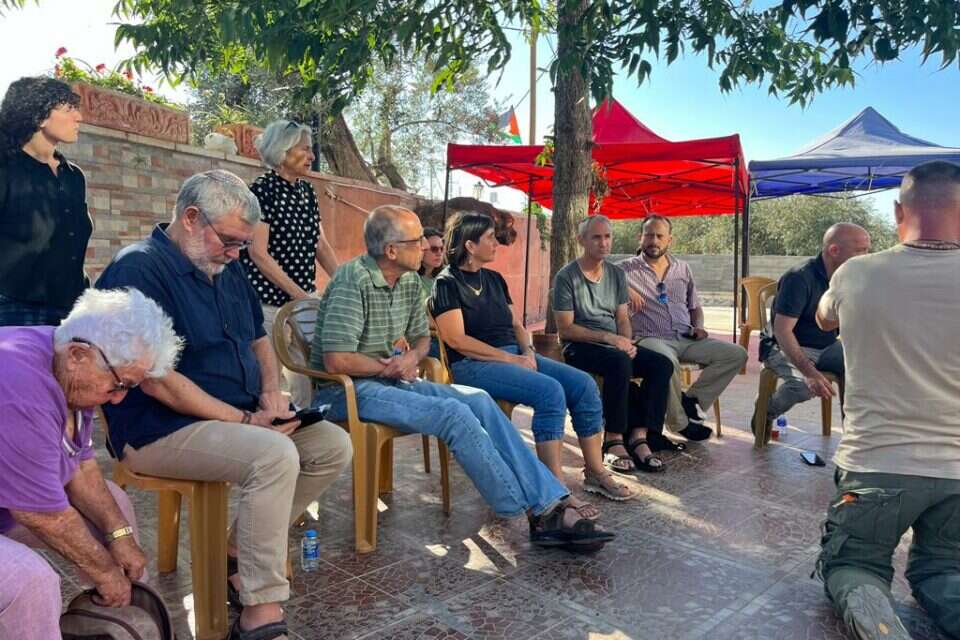 המשלחת הגיעה להביע סולידריות , ללא