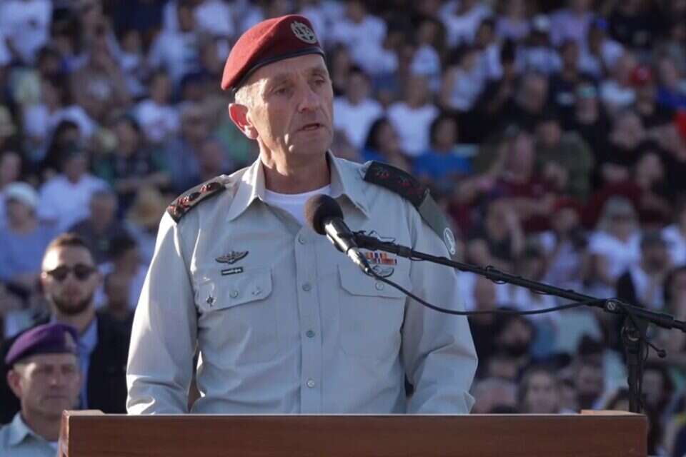 הרמטכ"ל הרצי הלוי בטקס סיום קורס קצינים